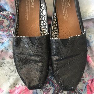Toms Shoes Shiny Black Flats 8 1/2 W